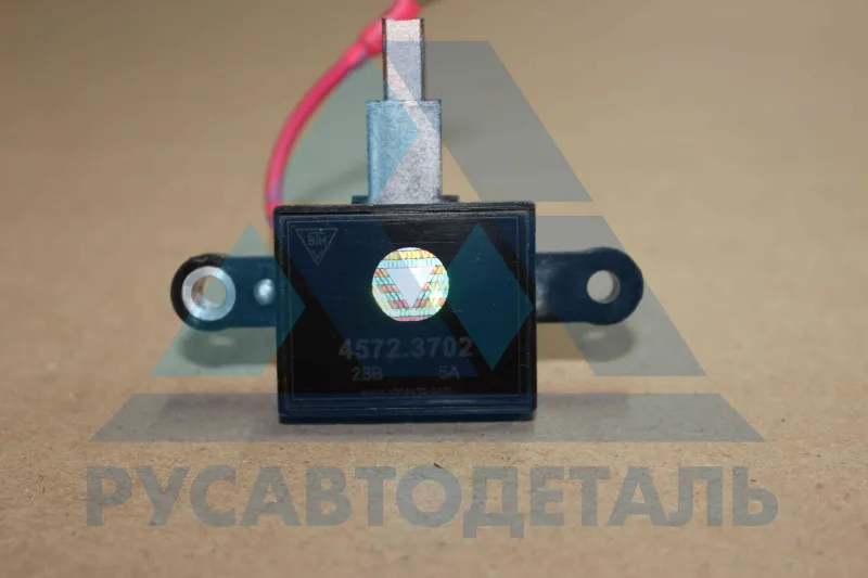 Реле регулятор КМ-ЕВРО-2,3 напряжения генератора 4572.3771 ВТН 4572.3702